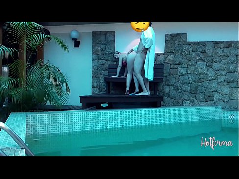 ❤️ Chefe convida criada para a piscina, mas não conseguiu resistir a um ❤️ Porno porno em pt.shufflesex.ru ️❤
